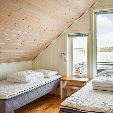 4 Bedroom Lovely In Σπίτι διακοπών