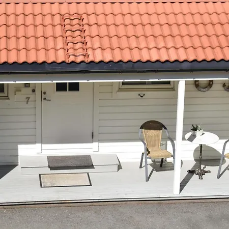 4 Bedroom Lovely In Σπίτι διακοπών *