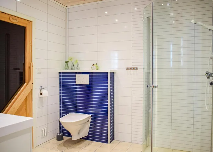 4 Bedroom Lovely In Vikebygd